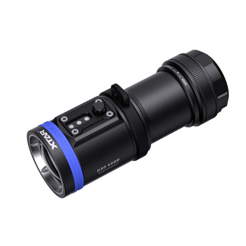 Torche Xtar D30 4000 Diving Flashlight Rechargeable avec Chargeur et Piles Inclus