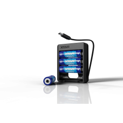 Chargeur de Piles AA Li-Ion 1.5V Xtar C4-AA